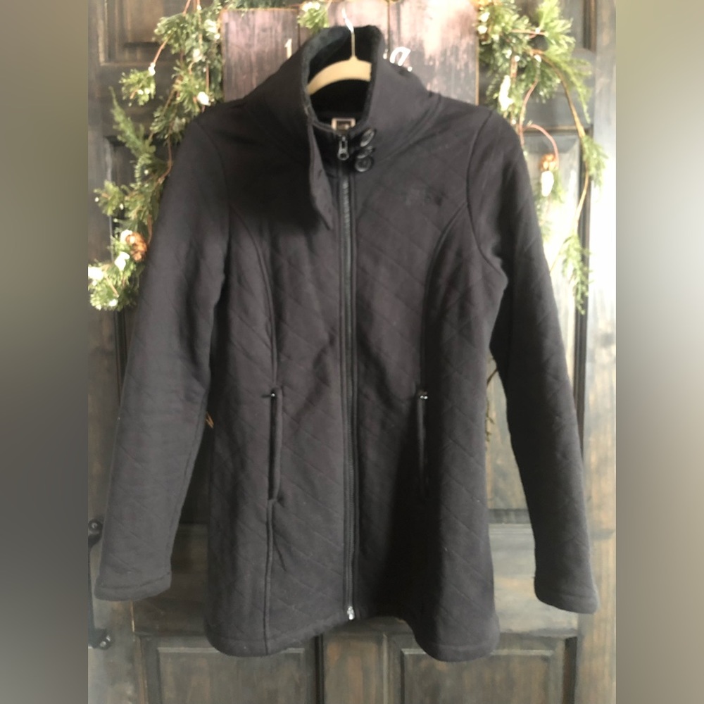 North face black quilted mock neck jacket